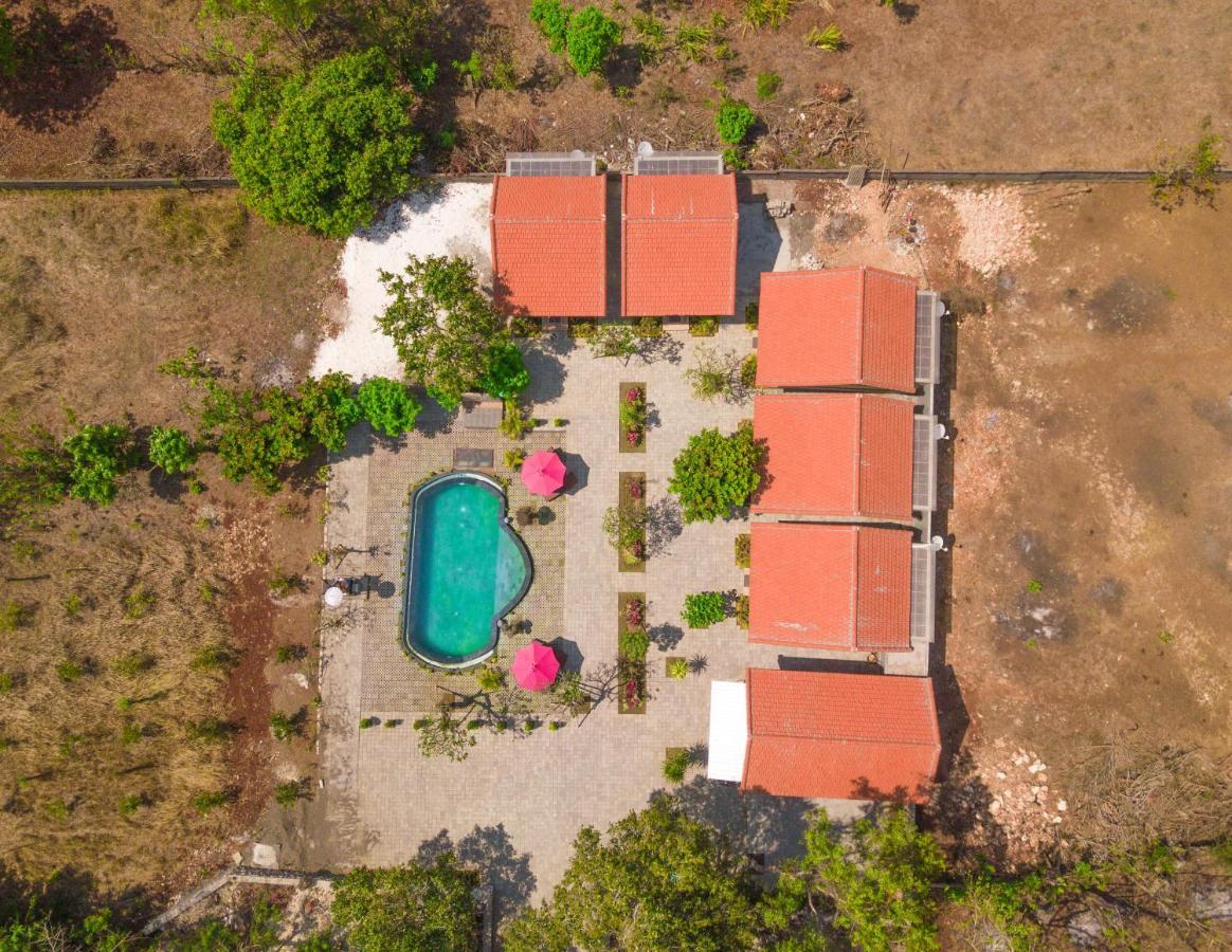 Uluwatu Kayana Bungalows By Bukit Vista Exterior photo